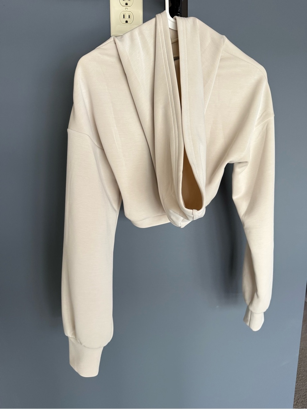 Buffbunny Cropped Hoodie in Light Beige - Picture 2 of 3
